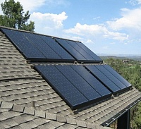 Монтаж солнечных панелей на крыше